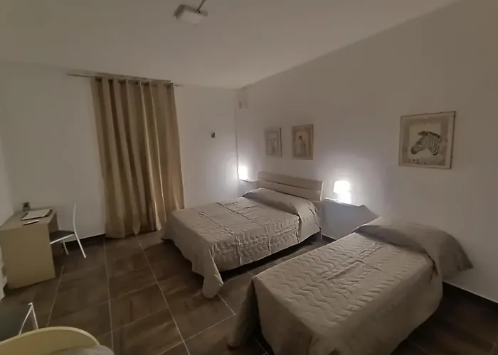 Guest house Casa Castelli 3*